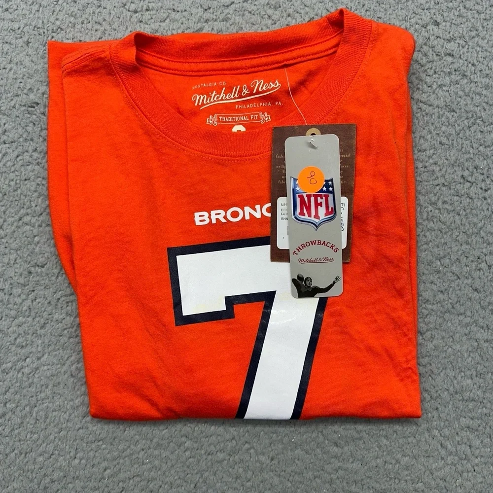 Mitchell & Ness Throwbacks BNN4S Men’s Small‎ Denver Broncos #7 John Elway Shirt